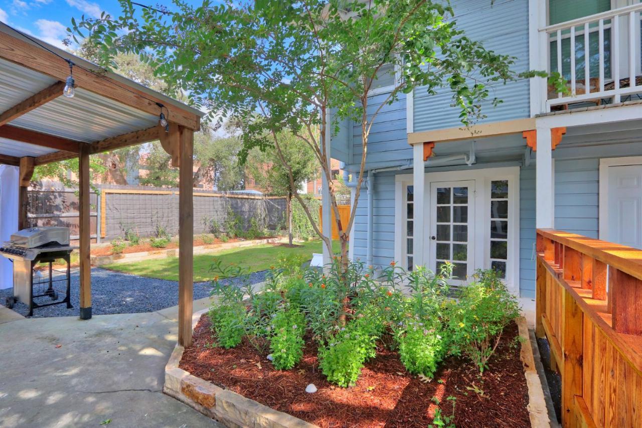 Nb Farmhaus * New Braunfels